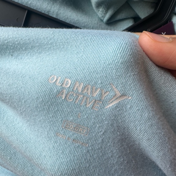 Old Navy Active Wear tank top and leggings bundle size, xl and large - Picture 9 of 9